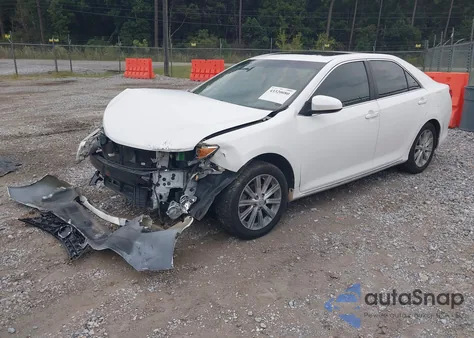 2014 Toyota Camry Xle из США, поврежденный, VIN 4T4BF1FK1ER347523